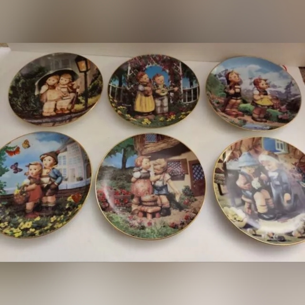 The MJ Hummel Plate Collection (6) Little Companions Plate Number: C5084